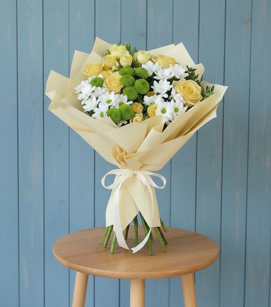 Букет цветов из: Хризантемы и Розы в Акуше