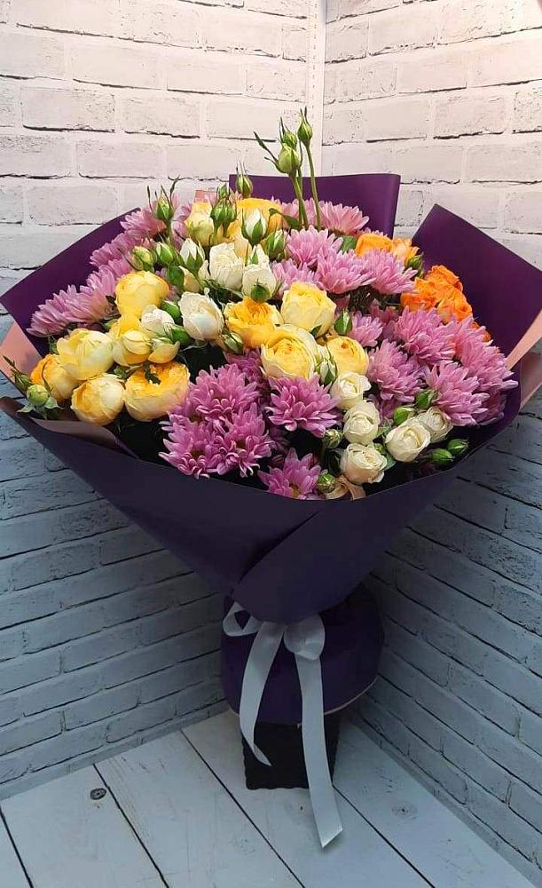 Букет цветов из: Хризантемы и Розы в Акуше