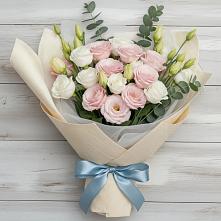 Букет цветов из:  Лизиантусы в Акуше