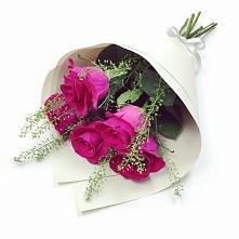 Букет цветов из:  Розы #REPLACE_PRED# Акуше