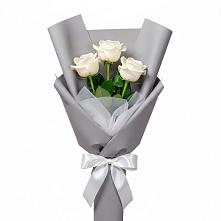 Букет 3 белые розы #REPLACE_PRED# Акуше