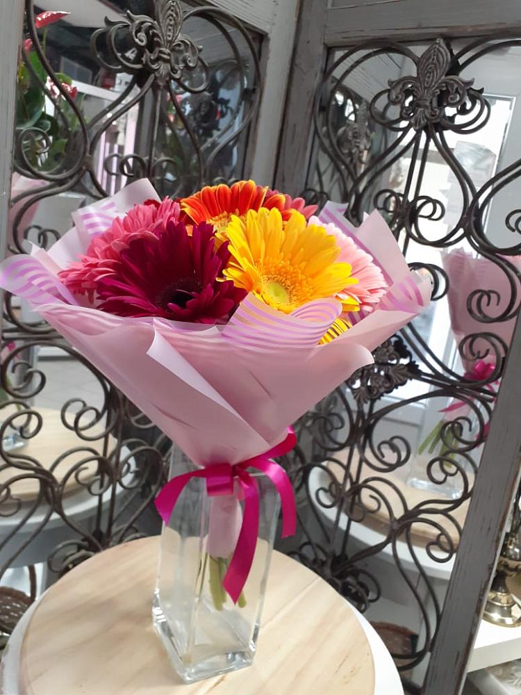 Букет цветов из: Герберы в Акуше