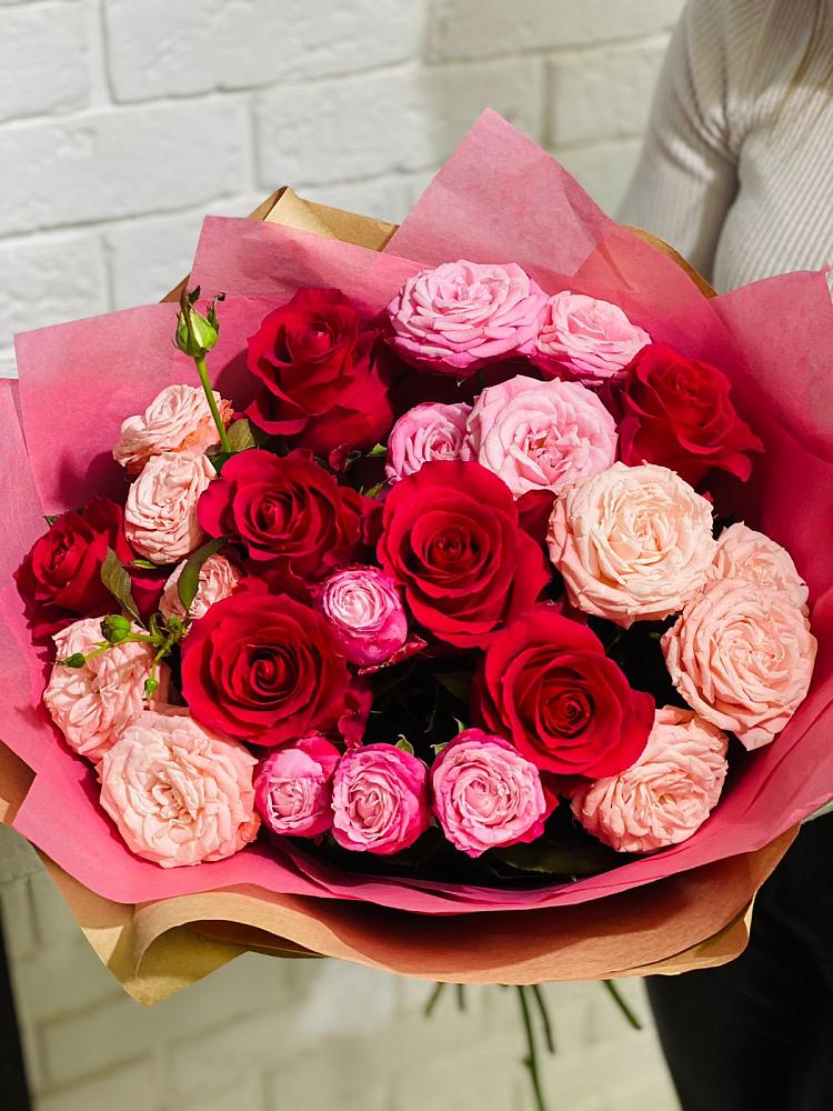 Букет цветов из: Розы в Акуше