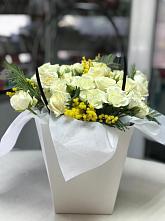 Цветочная композиция из Розы  в Акуше