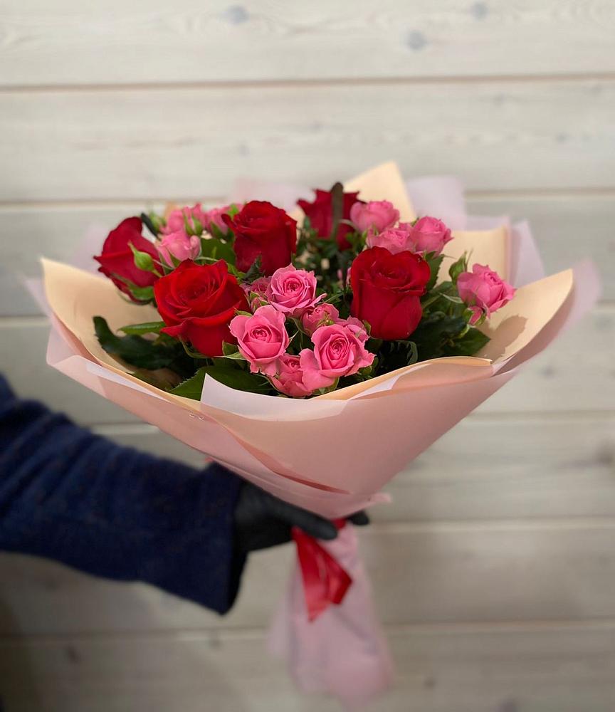 Букет цветов из: Розы в Акуше