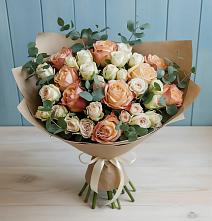 Букет цветов из:  Альстромерии и Розы #REPLACE_PRED# Акуше